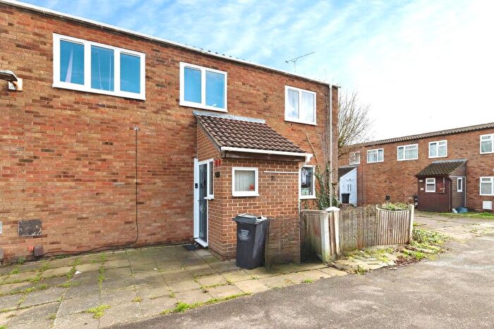 3 Bedroom End Terrace House For Sale In Wythefield, Basildon, Essex, SS13