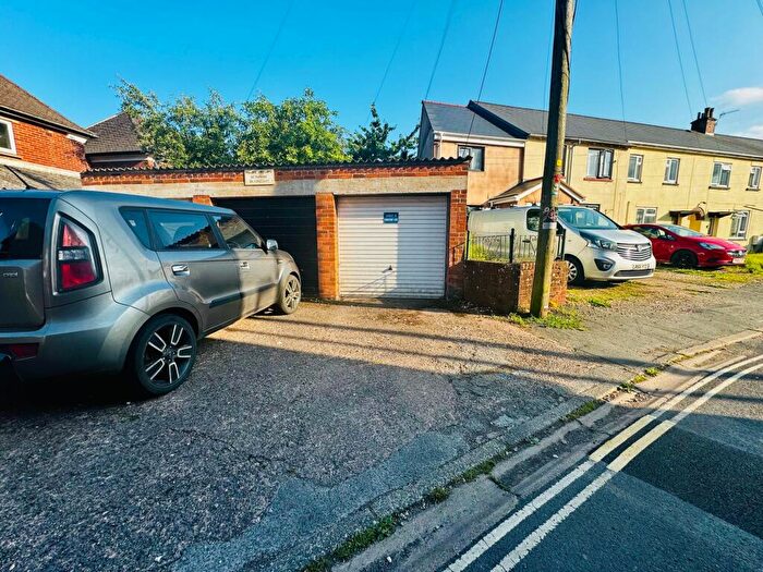 Garage / Parking For Sale In Birchen Lane, Tiverton, EX16