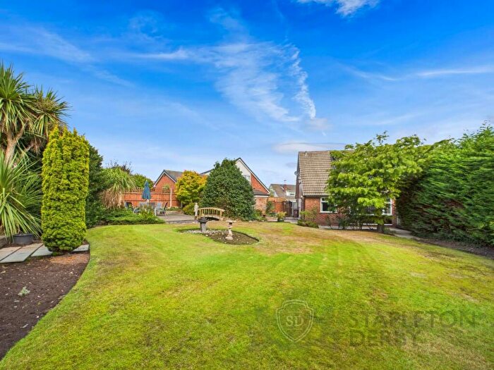 3 Bedroom Semi-Detached House For Sale In Railton Close, Rainhill, Prescot, L35