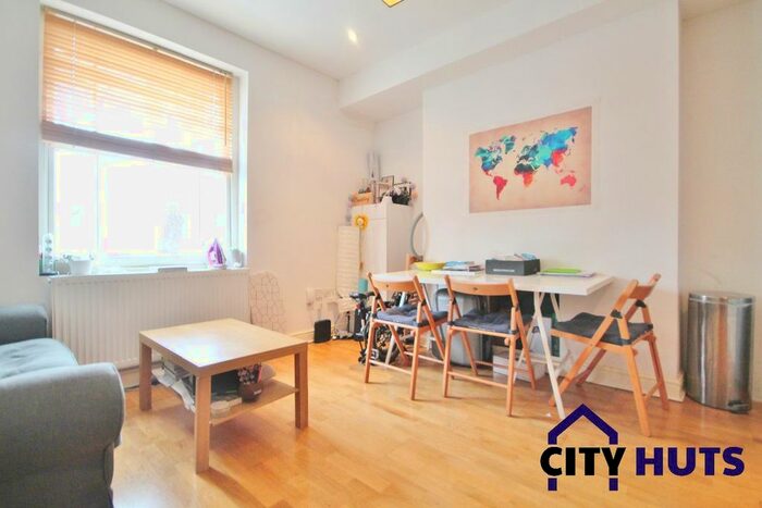 2 Bedroom Flat To Rent In St. John's Grove, London, N19