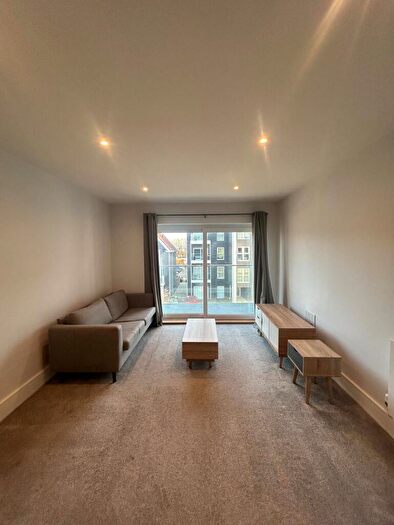 1 Bedroom Flat To Rent In , RG2