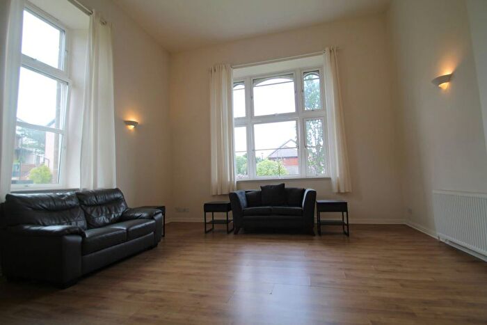 3 Bedroom Flat To Rent In Regents House, Dundee, DD3