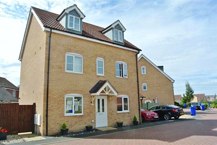 5 Bedroom Detached House To Rent In Maidenhair Way, Red Lodge, Bury St. Edmunds, IP28