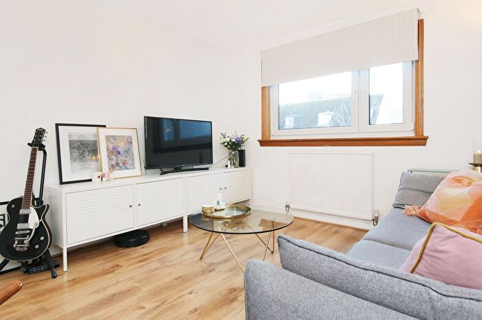 1 Bedroom Flat For Sale In / Citadel Place, Edinburgh, EH6
