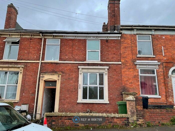 3 Bedroom Terraced House To Rent In Bourne Street, Dudley, DY2