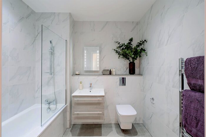 1 Bedroom Flat To Rent In Vanwall Road, Maidenhead, SL6