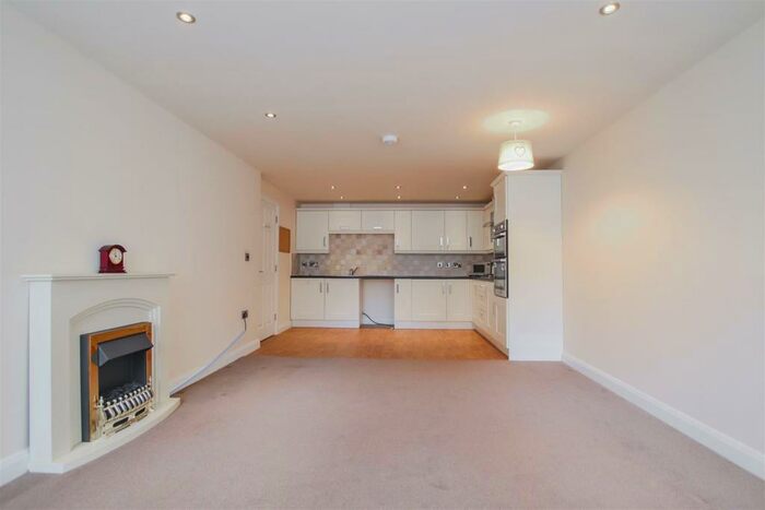 2 Bedroom Apartment To Rent In Holly Mount Way, Rossendale, BB4