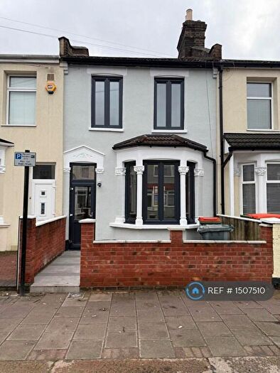 3 Bedroom Terraced House To Rent In Strone Road, London, E7