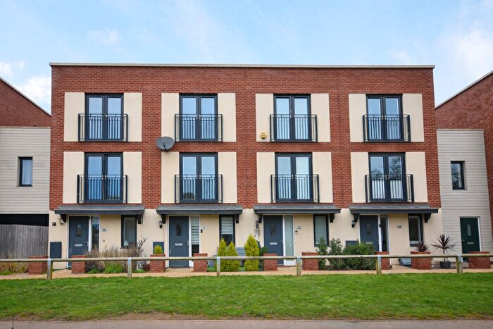 4 Bedroom Terraced House For Sale In Wildfell Walk, Weedon Road, Northampton, NN5