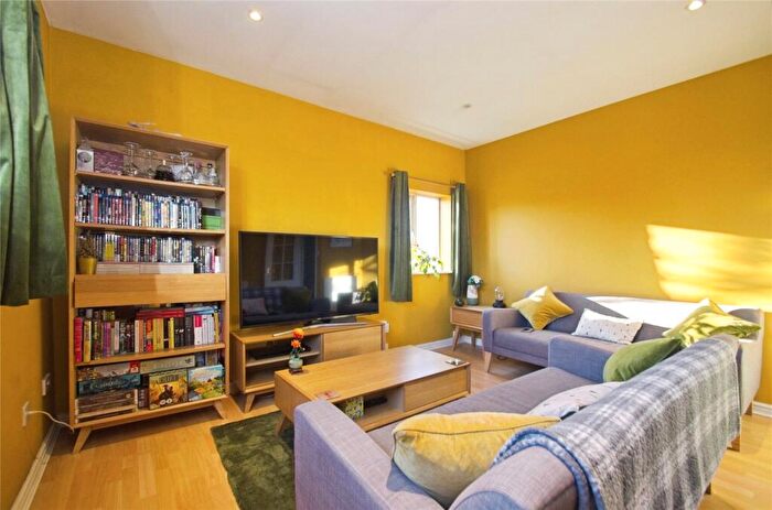 2 Bedroom Flat For Sale In Corvette Court, Cardiff, South Glamorgan, CF10