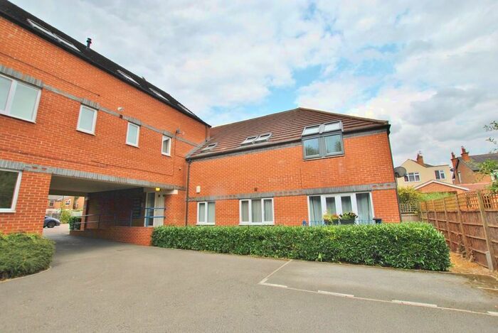 2 Bedroom Apartment To Rent In Edward Road, West Bridgford, NG2