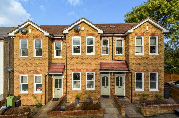 3 Bedroom Terraced House To Rent In Lansdowne Road Bromley, BR1