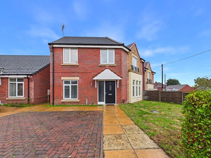 3 Bedroom Semi-Detached House To Rent In Highfield Avenue, Langwith, NG20