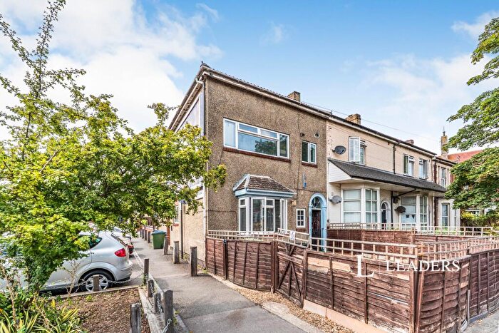 1 Bedroom Flat To Rent In Northam Road, Southampton, SO14