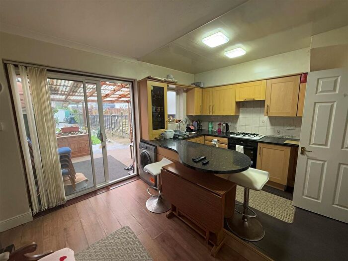 3 Bedroom End Of Terrace House To Rent In Tudor Road, Harrow, HA3