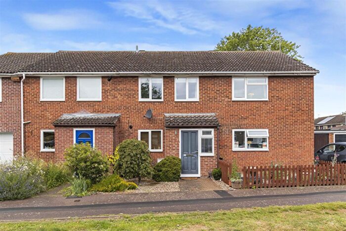 3 Bedroom Terraced House For Sale In Winfold Road, Waterbeach, Cambridge, CB25