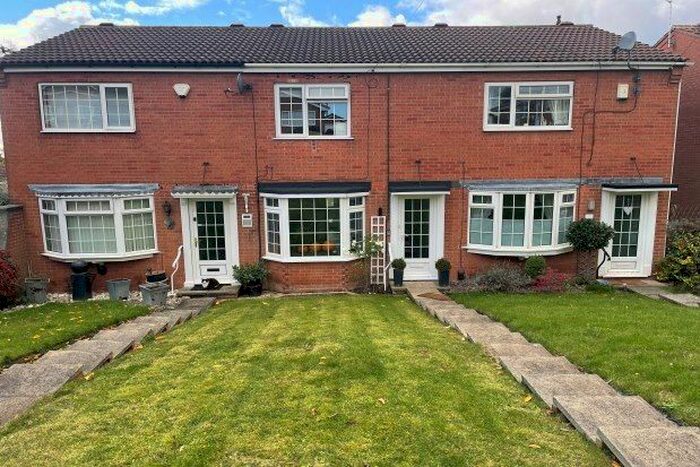 2 Bedroom Property To Rent In Longbeck Avenue, Nottingham, NG3