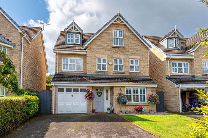 5 Bedroom Detached House For Sale In Scotty Brook Crescent, Glossop, SK13