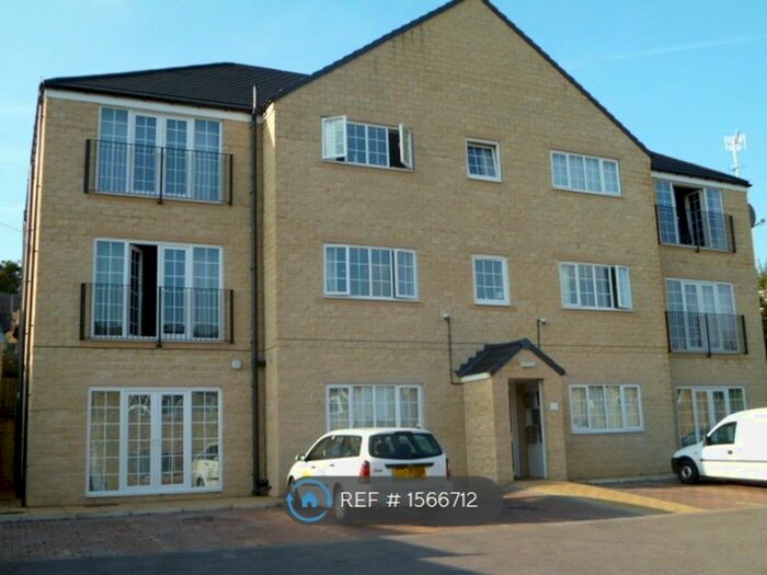 2 Bedroom Flat To Rent In Millhouses Street, Hoyland, Barnsley, S74