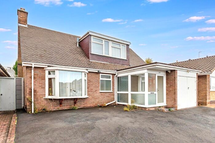 3 Bedroom Detached Bungalow For Sale In Scotts Green Close, Dudley, DY1