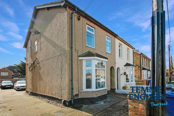 1 Bedroom Maisonette To Rent In Salisbury Avenue, Stanford-Le-Hope, SS17