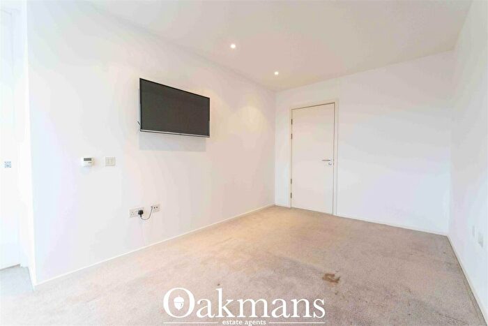 2 Bedroom Apartment For Sale In Wharfside Street, Birmingham, B1