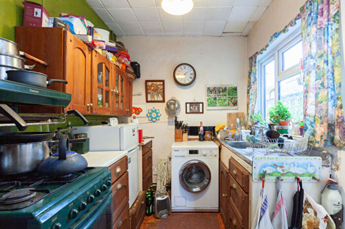 3 Bedroom Terraced House For Sale In Hurst Street East Oxford, OX4