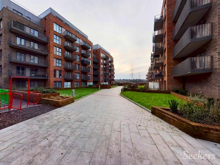 2 Bedroom Flat To Rent In Rosalind Drive, Maidstone, ME14