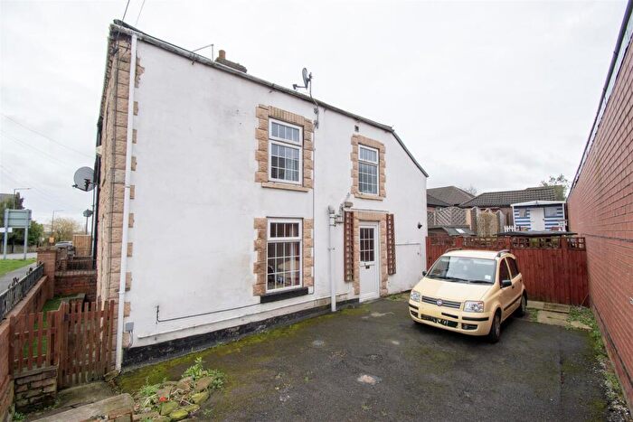 2 Bedroom Terraced House For Sale In Derby Road, Ripley, DE5