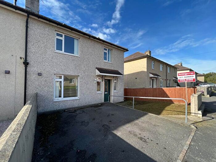 3 Bedroom House To Rent In Coronation Road, Frome, Somerset, BA11