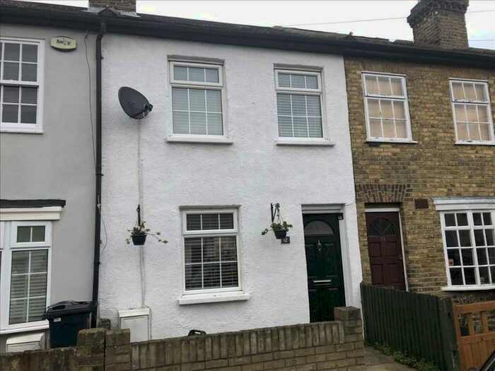 2 Bedroom Terraced House To Rent In Freelands Grove, Bromley, BR1