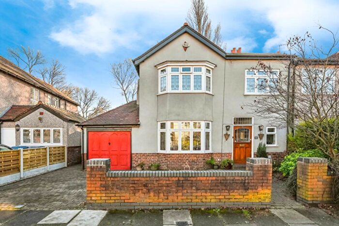 5 Bedroom Semi Detached House For Sale In Sinclair Drive, Liverpool, Merseyside, L18