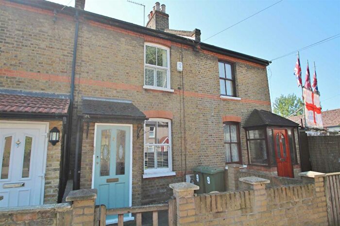 2 Bedroom Terraced House To Rent In Crown Lane, Morden, SM4