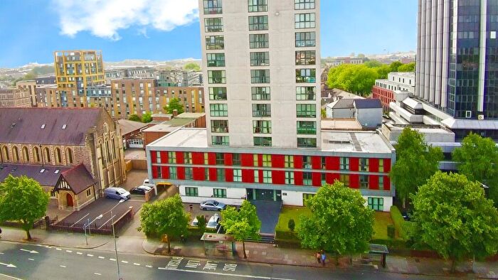 2 Bedroom Flat For Sale In - Newport Road, Cardiff, CF24