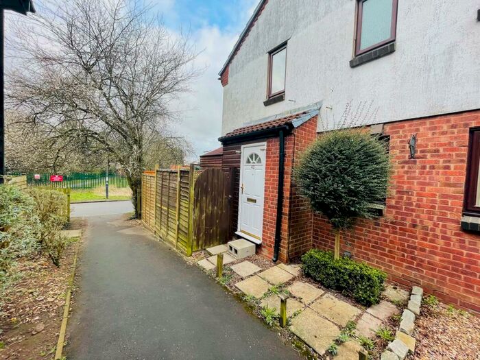 1 Bedroom Terraced House To Rent In William Tarver Close, Warwick, CV34