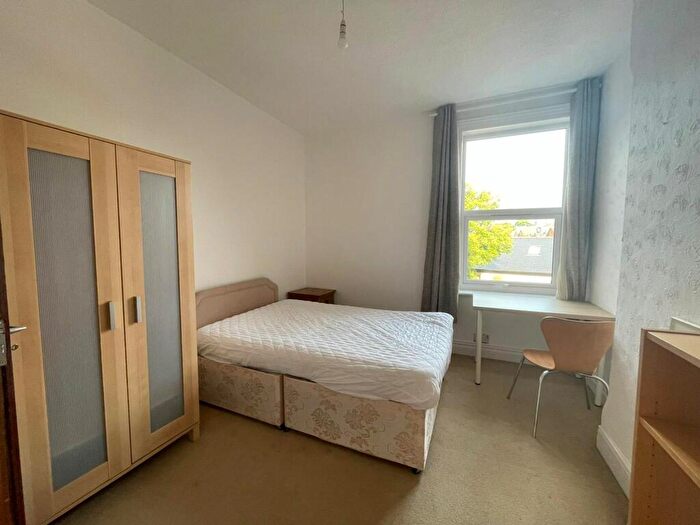 4 Bedroom House To Rent In Hardwick Grove, West Bridgford, NG2