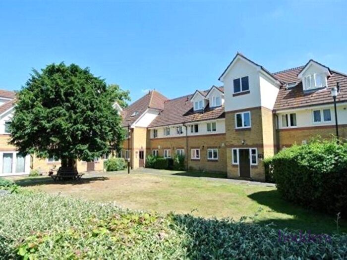 1 Bedroom Apartment To Rent In Addlestone, Surrey, KT15