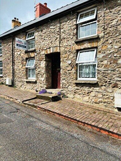 2 Bedroom Terraced House For Sale In Upper St. Mary Street, Newport, Pembrokeshire, SA42