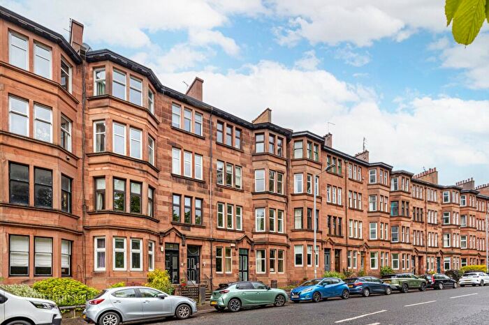 2 Bedroom Apartment For Sale In Broomhill Drive, Broomhill, Glasgow, G11