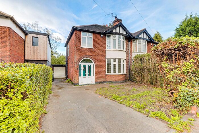 3 Bedroom Semi Detached House For Sale In Derby Road, Beeston, NG9