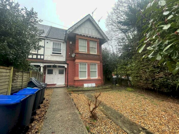 Studio To Rent In St Botolph's Road, Worthing, West Sussex, BN11