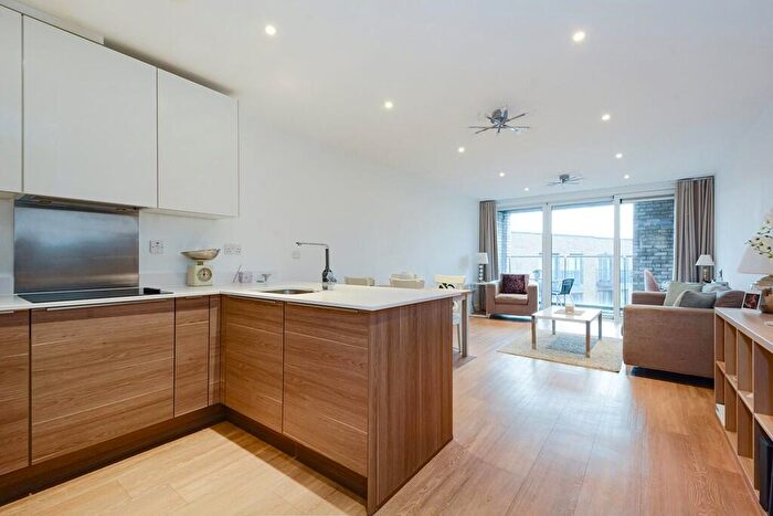 3 Bedroom Apartment For Sale In Marine Wharf, Canada Water, SE16