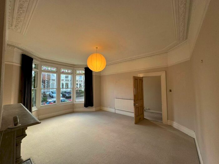 1 Bedroom Apartment To Rent In Chesterfield Road, St Andrews, BS6