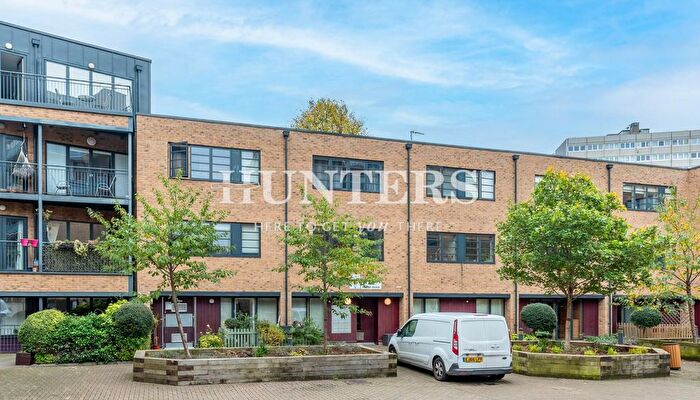 1 Bedroom Flat To Rent In Mildmay Avenue, London, N1