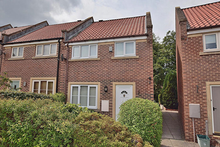3 Bedroom End Of Terrace House For Sale In Silver Meadows, Barton, DL10