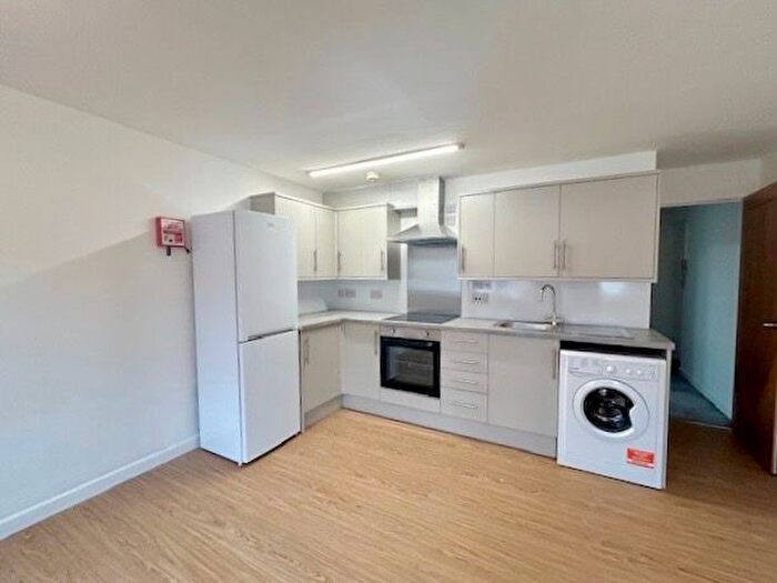 1 Bedroom Flat To Rent In Lincoln Road, Peterborough, PE1