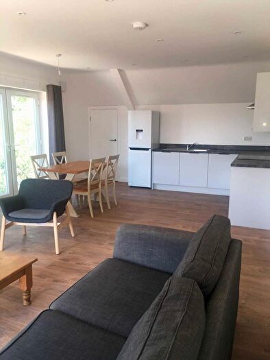 2 Bedroom Flat To Rent In Cotton Hill, Manchester, M20