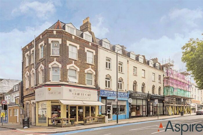 1 Bedroom Flat To Rent In Balham High Road, London, SW12