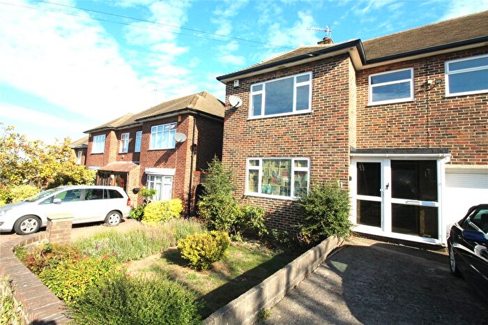 4 Bedroom End Of Terrace House To Rent In St. Francis Avenue, Gravesend, Kent, DA12