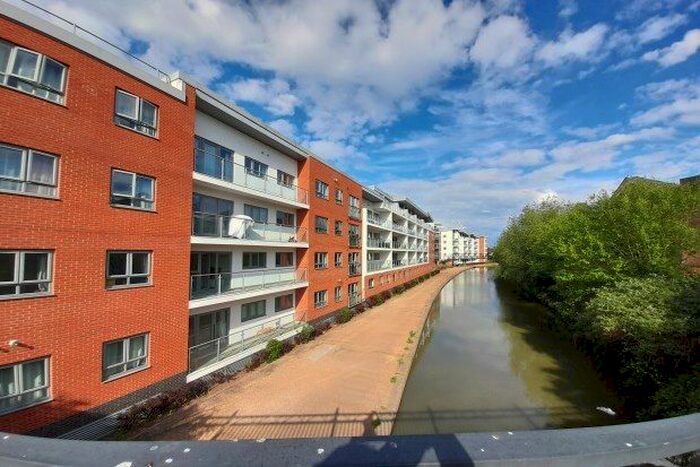 2 Bedroom Flat To Rent In Lonsdale, Milton Keynes, MK12